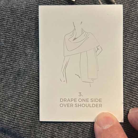 CHICOS Reversible Travel Wrap - Picture 7 of 9